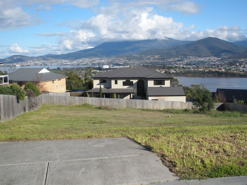 26 Natlee Crescent, Old Beach TAS 7017
