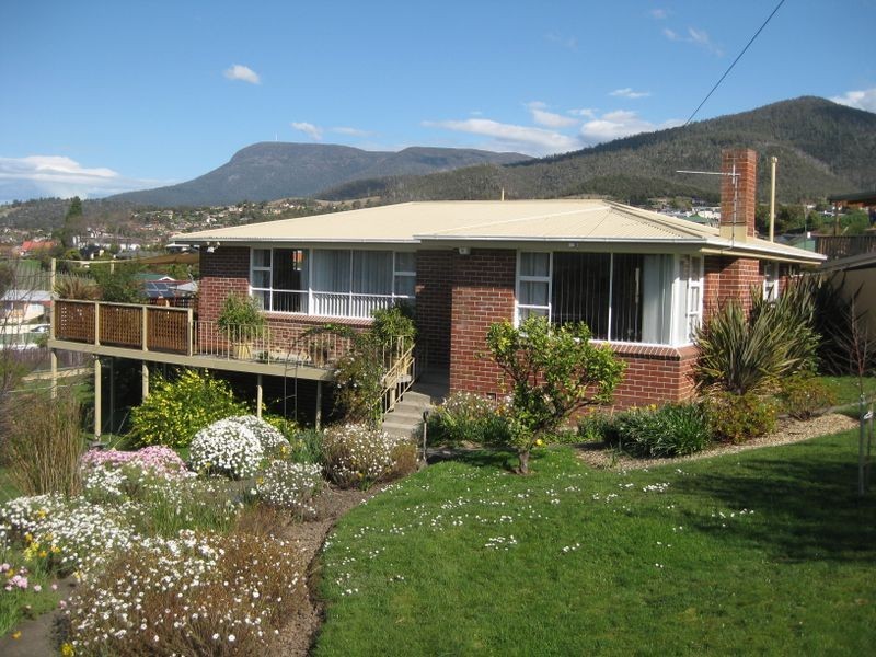 13 Teering Road, Berriedale TAS 7011