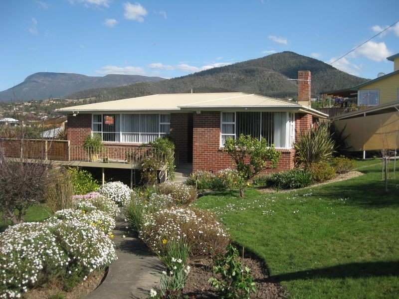 13 Teering Road, Berriedale TAS 7011
