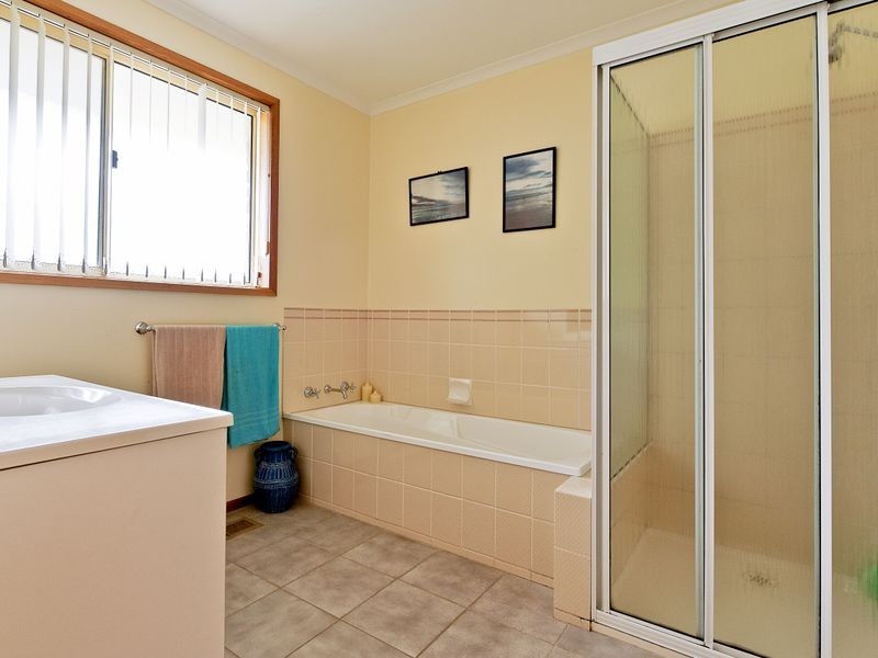 213 Baskerville Road, Old Beach TAS 7017