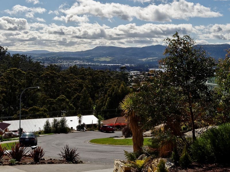14 Wallcrest Road, Berriedale TAS 7011
