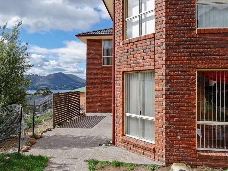14 Wallcrest Road, Berriedale TAS 7011