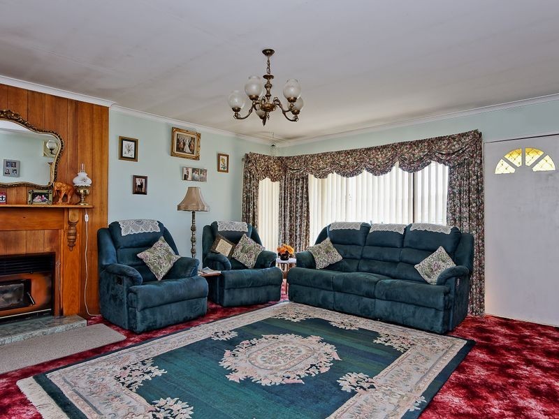 24 Carnegie Street, Claremont TAS 7011