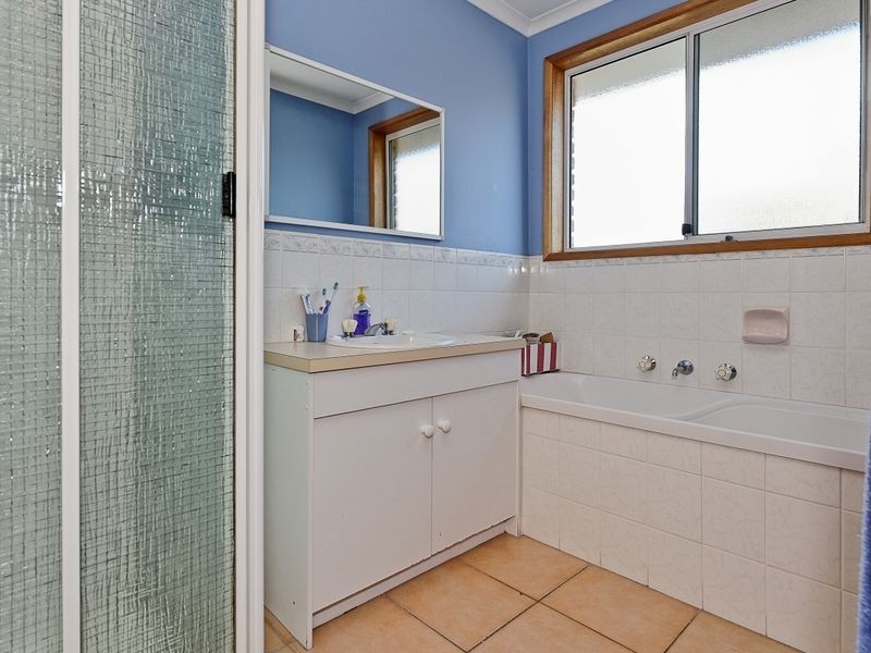 4/16 Lesdelle Street, Claremont TAS 7011