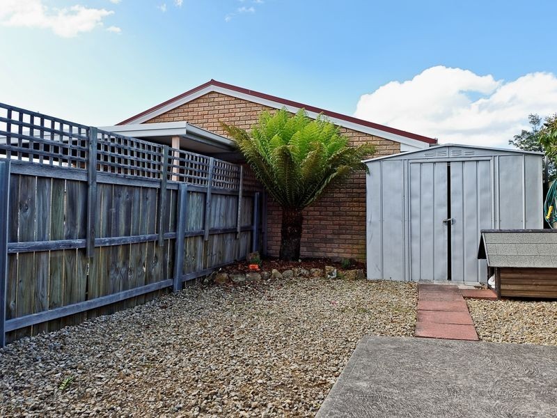4/16 Lesdelle Street, Claremont TAS 7011