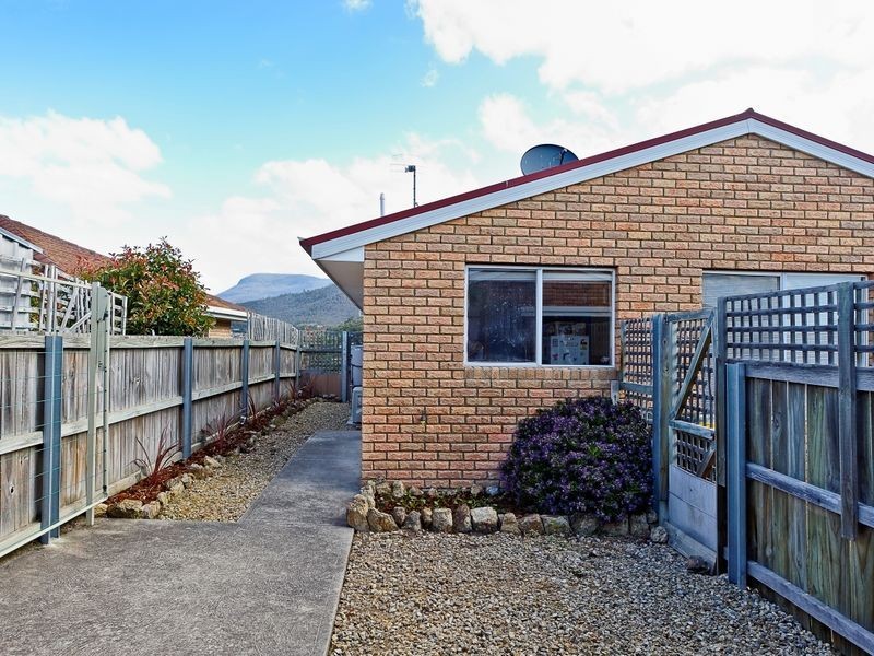 4/16 Lesdelle Street, Claremont TAS 7011