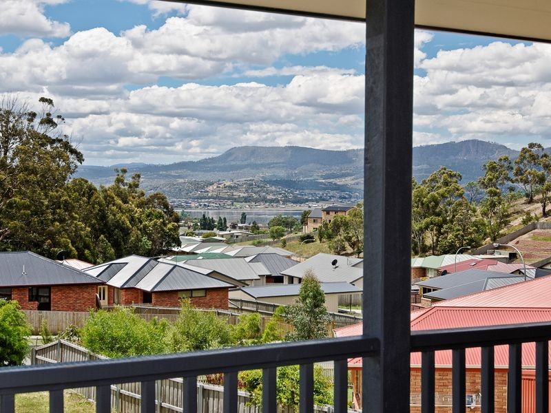 147 Branscombe Road, Claremont TAS 7011