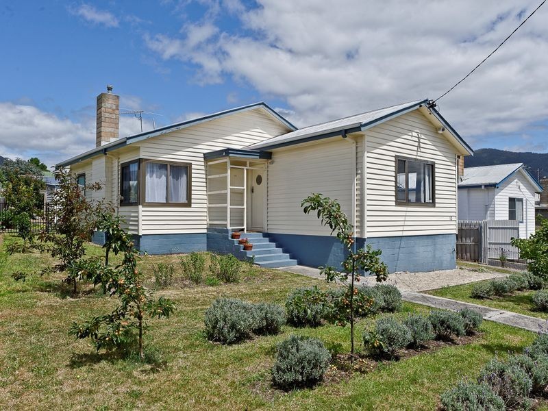 13 Windermere Beach Road, Claremont TAS 7011