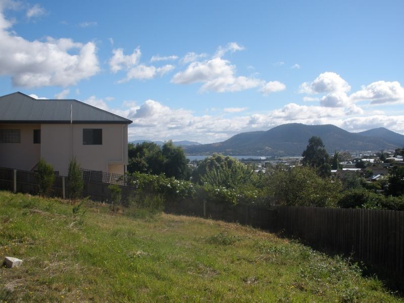 14 Dalmacia Place, Glenorchy TAS 7010