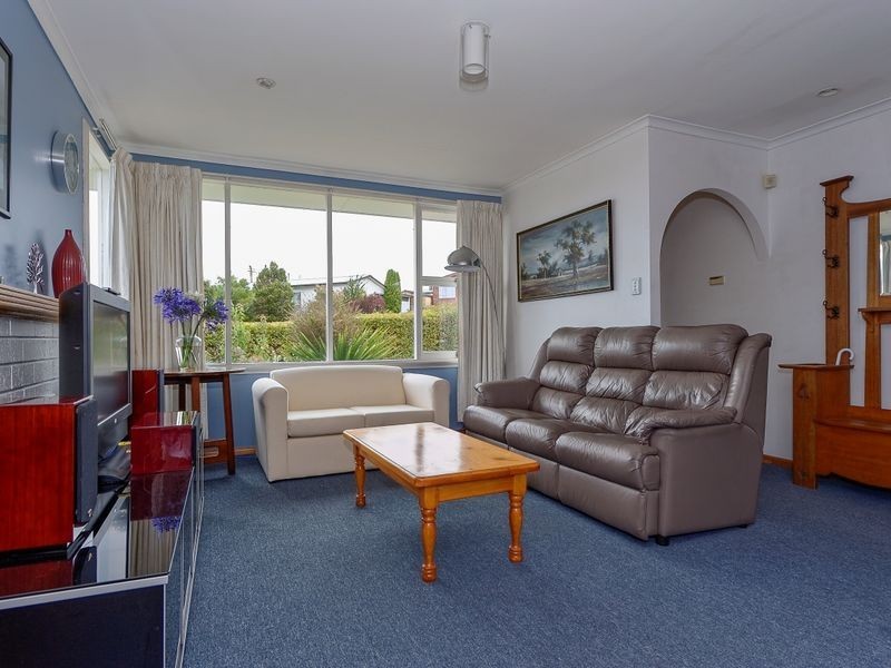 28 Centenary Crescent, Claremont TAS 7011