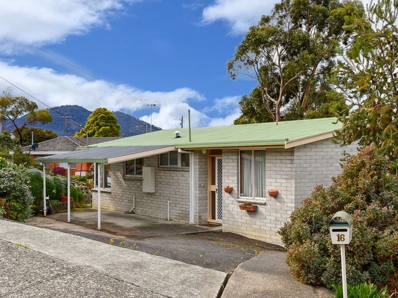16 Addison Street, Rosetta TAS 7010