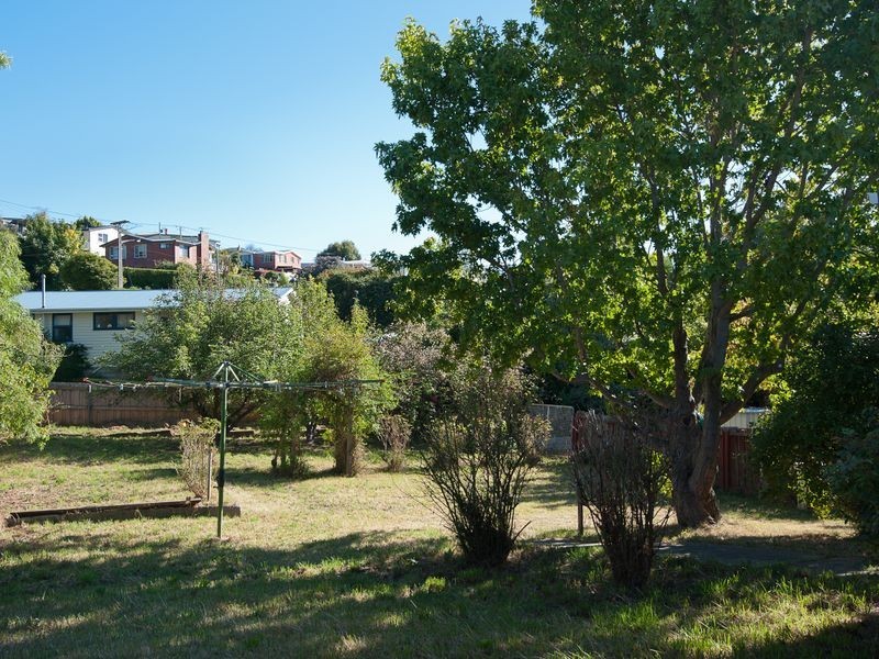 20 Hilton Road, Claremont TAS 7011