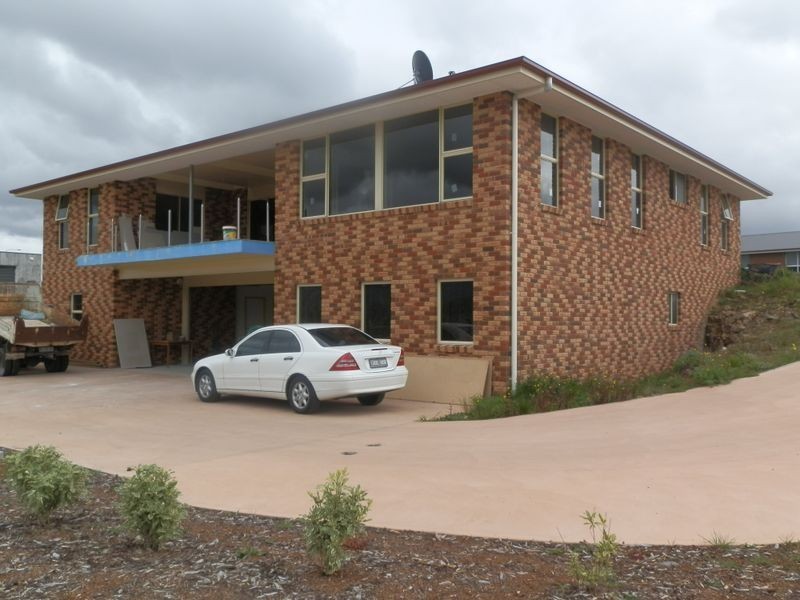 18 Rachel Crescent, Old Beach TAS 7017