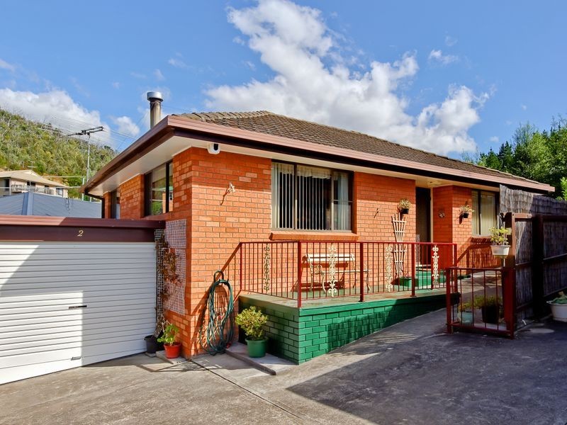 2/8 Taylor Court, Rosetta TAS 7010
