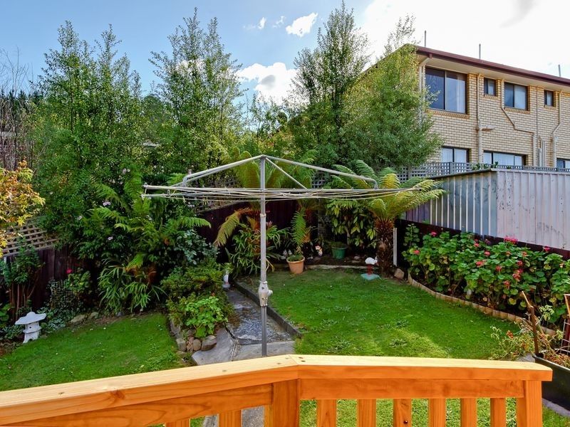 2/8 Taylor Court, Rosetta TAS 7010
