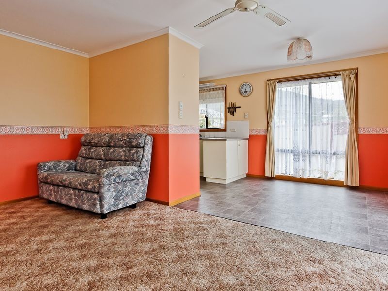 2/30 Norman Circle, Glenorchy TAS 7010