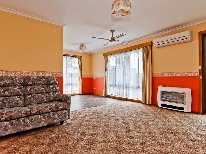 2/30 Norman Circle, Glenorchy TAS 7010