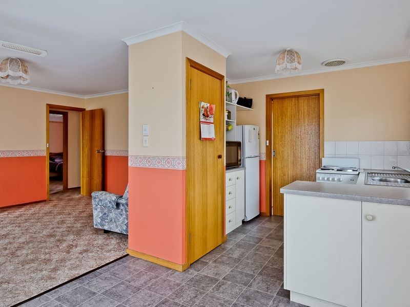 2/30 Norman Circle, Glenorchy TAS 7010