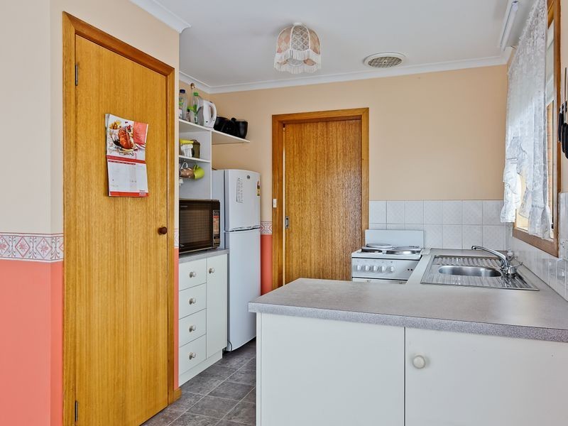 2/30 Norman Circle, Glenorchy TAS 7010