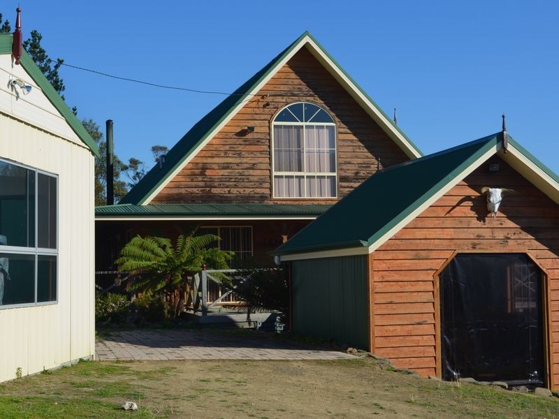 260 Ironstone Gully Road, Lachlan TAS 7140