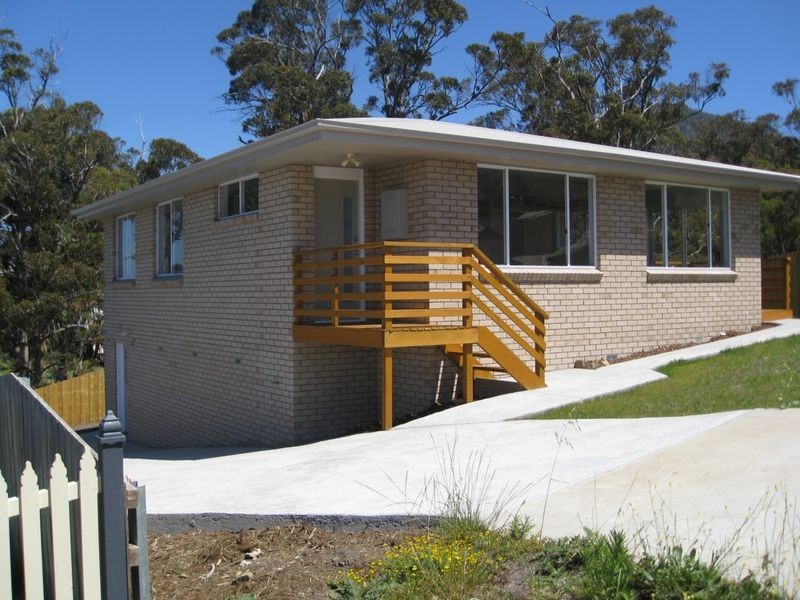 5 Coach Road, Chigwell TAS 7011