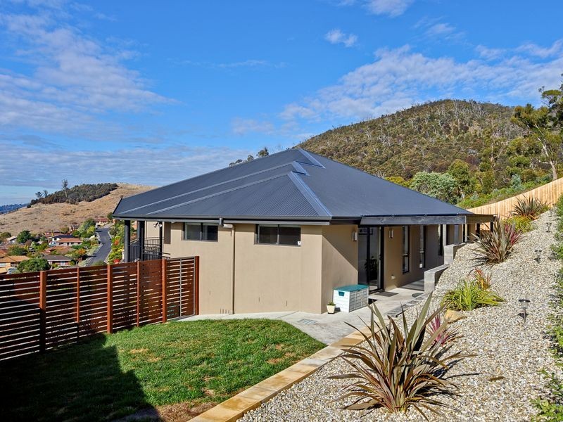 11 Redlands Drive, Rosetta TAS 7010