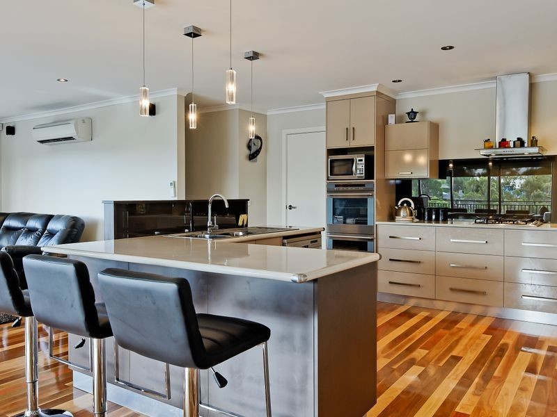 11 Redlands Drive, Rosetta TAS 7010