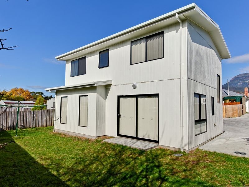 2/9 Kenbrae Avenue, Glenorchy TAS 7010