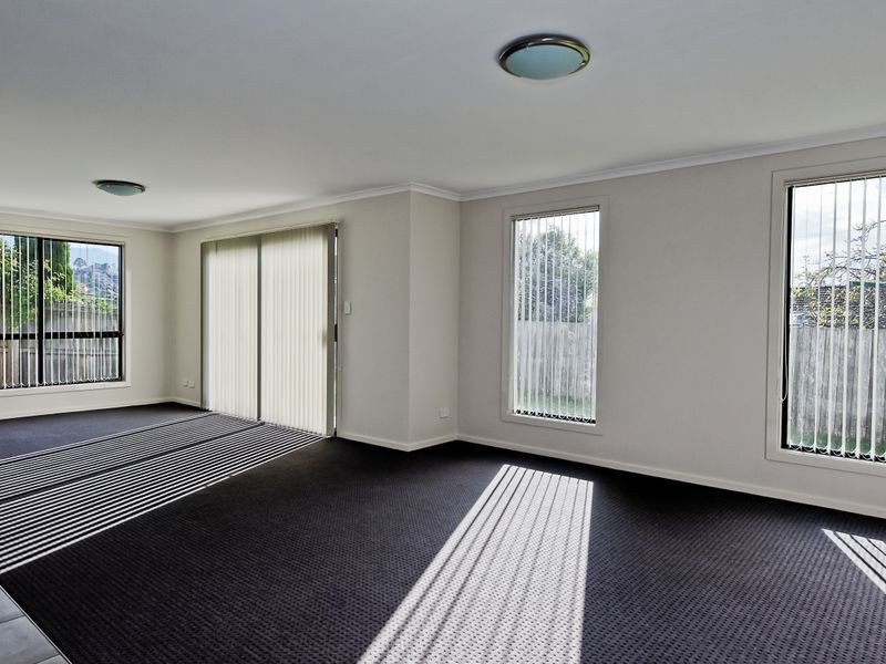 2/9 Kenbrae Avenue, Glenorchy TAS 7010