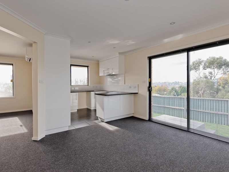 2/21 Norman Circle, Glenorchy TAS 7010
