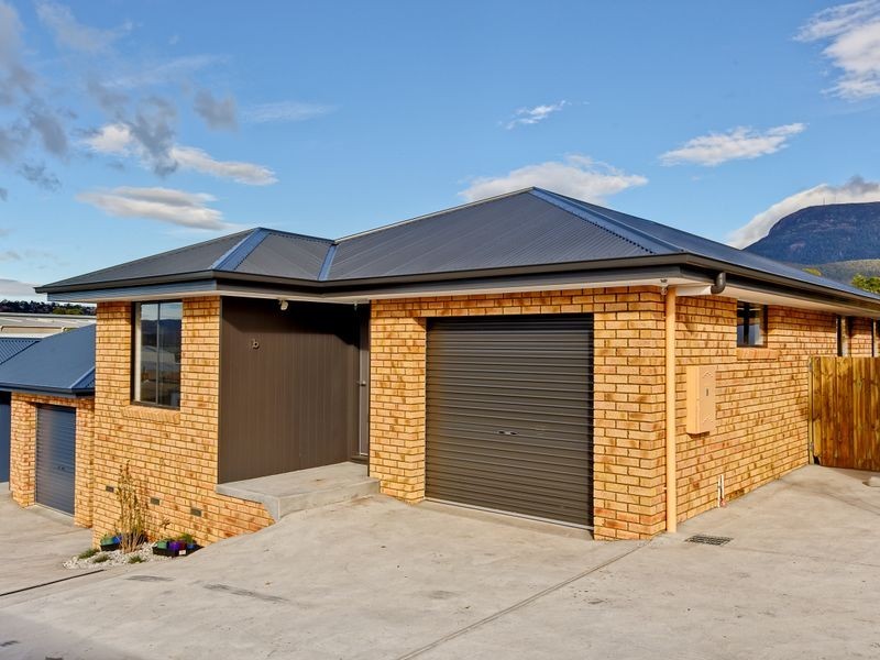 2/9 Sussex Street, Glenorchy TAS 7010
