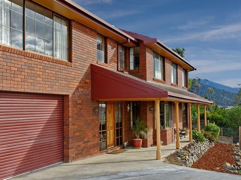 12 Officer Street, Rosetta TAS 7010