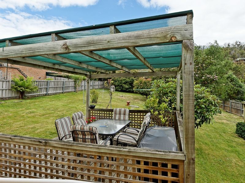 84 Clinton Road, Geilston Bay TAS 7015