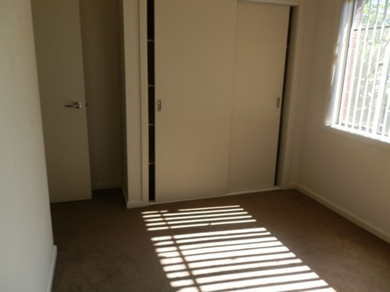 2/6 Timsbury Road, Glenorchy TAS 7010