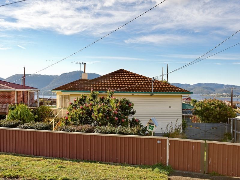 27 Carcoola Street, Chigwell TAS 7011