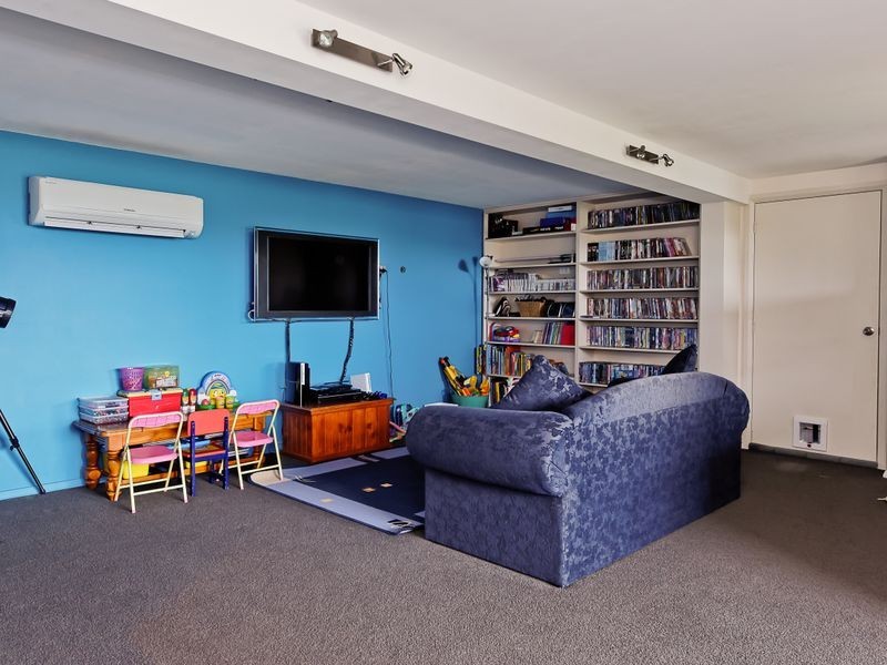 8 Chatterton Court, Claremont TAS 7011