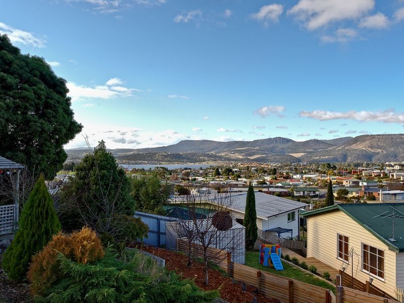46 Carnegie Street, Claremont TAS 7011