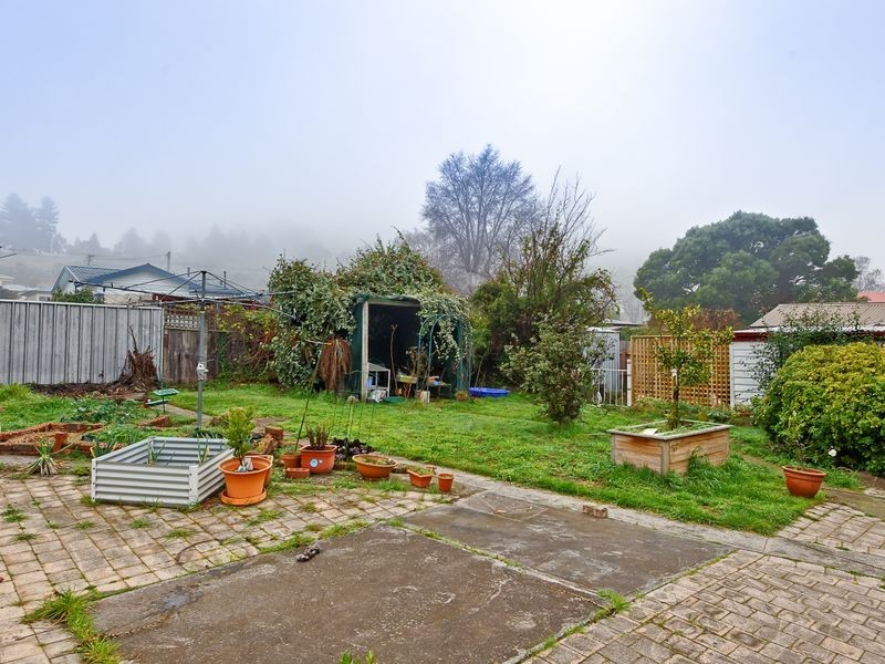 4 Norfolk Avenue, New Norfolk TAS 7140