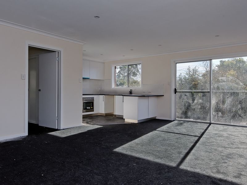 2/50 Arunta Crescent, Chigwell TAS 7011