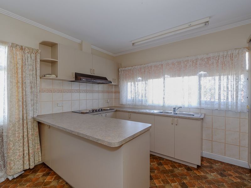 563 Main Road, Montrose TAS 7010