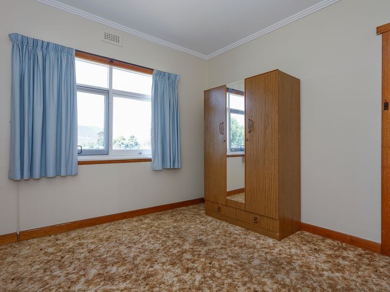 563 Main Road, Montrose TAS 7010