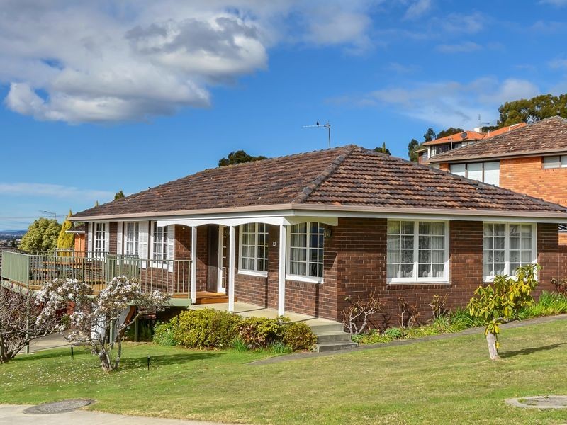 13 Gould Crescent, Rosetta TAS 7010