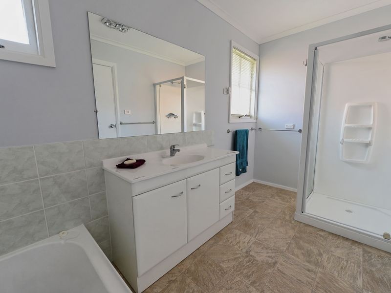 13 Gould Crescent, Rosetta TAS 7010