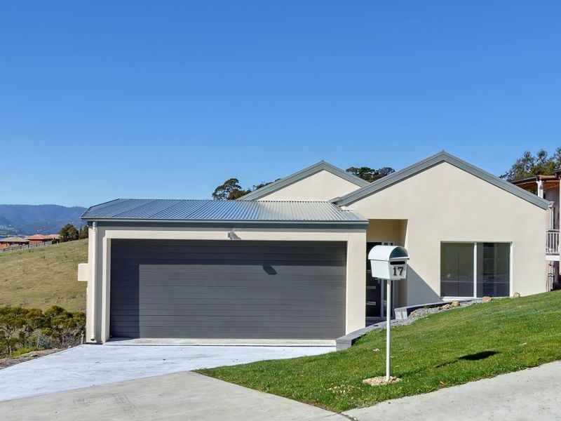 17 Wallcrest Road, Berriedale TAS 7011