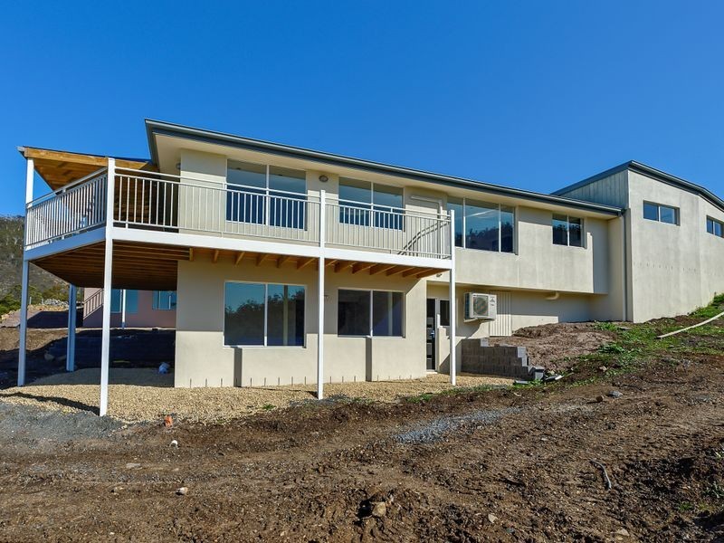 17 Wallcrest Road, Berriedale TAS 7011