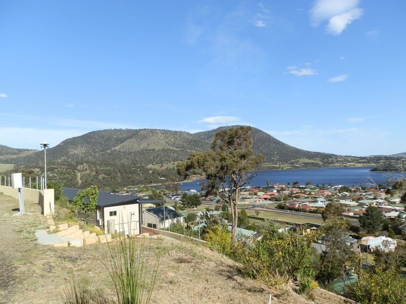 2 Peta Lane, Old Beach TAS 7017
