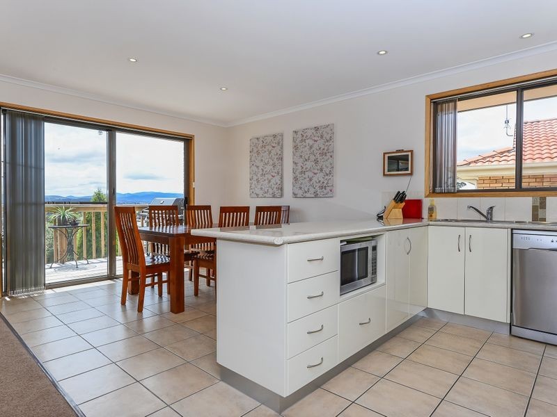 1 Cash Court, Austins Ferry TAS 7011