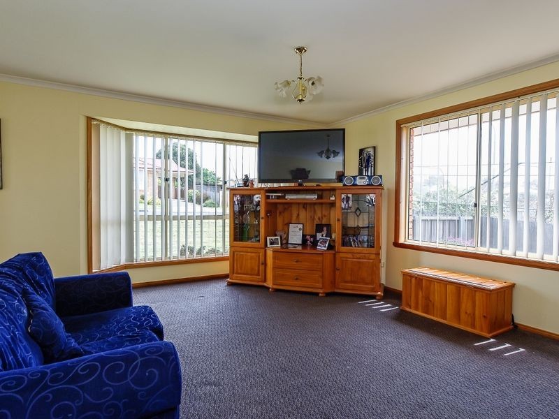 1/1 Alice Place, Brighton TAS 7030