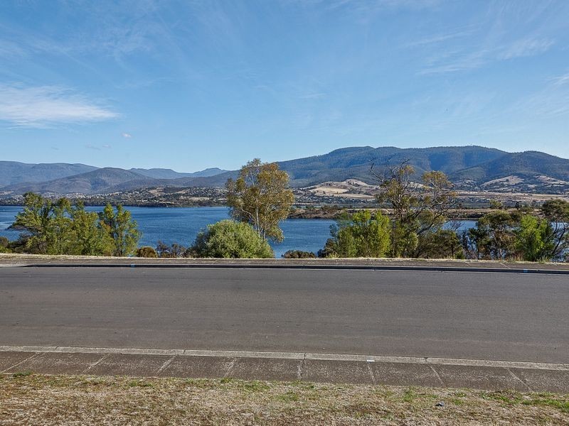 18 Lamprill Circle, Gagebrook TAS 7030