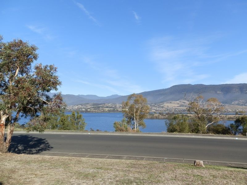 18 Lamprill Circle, Gagebrook TAS 7030